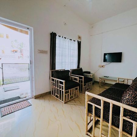 Hegde Residency Villa Chikmagalūr Exterior foto
